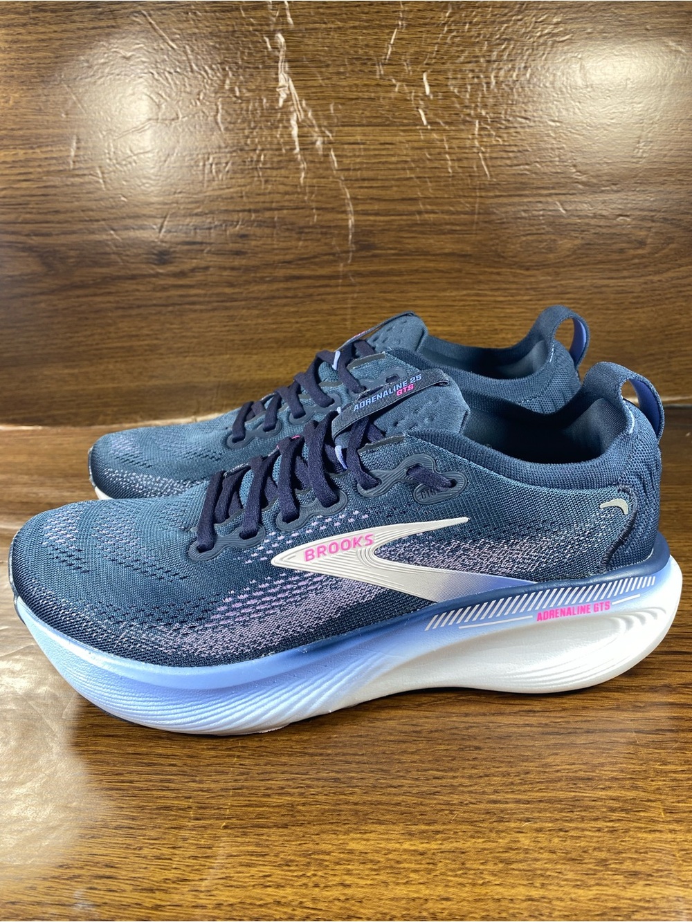 Brooks Adrenaline GTS 25 women’s shoe size 9 - Picture 5 of 11
